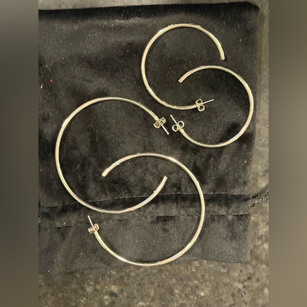Minimalist SilverHoop Earrings - Pair of Two Sizes